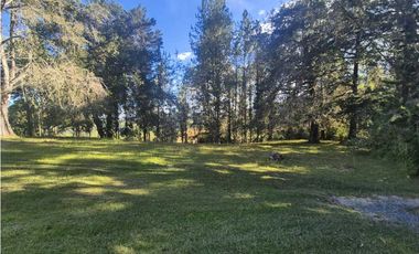 Venta de Lote  en el retiro