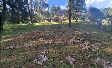 Venta de Lote  en el retiro