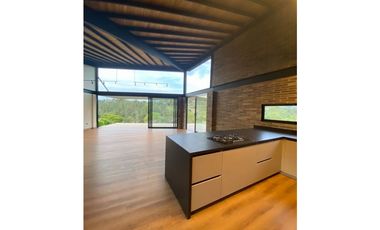 Venta de casa en el retiro
