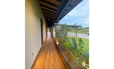 Venta de casa en el retiro