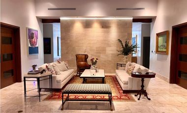 Venta Casa Altos del Golf