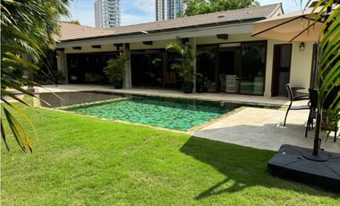 Venta Casa Altos del Golf