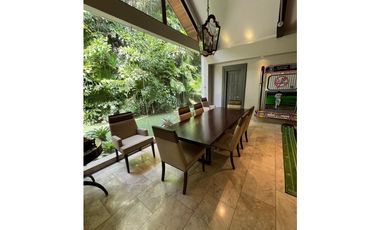 Venta Casa Altos del Golf