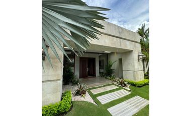 Venta Casa Altos del Golf