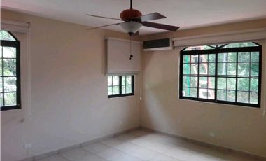 ALQUILER DE CASA EN CLAYTON VILLAGE