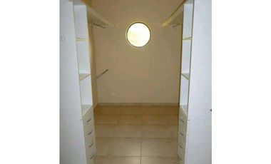 ALQUILER DE CASA EN CLAYTON VILLAGE