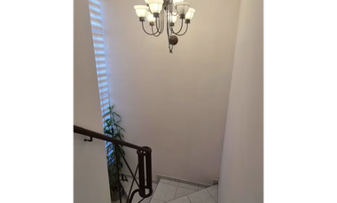 ALBROOK / GREEN VALLEY / 240M / 3 HABITACION / 2 PARKING / DUPLEX