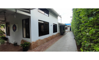 CASA CAMPESTRE URBANA DE 748 M2 EN 799 MILL EN LA MESA CUND