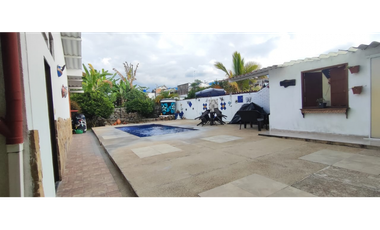 CASA CAMPESTRE URBANA DE 748 M2 EN 799 MILL EN LA MESA CUND