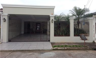 SAN ANTONIO / PRADERAS DE SAN ANTONIO / 267M / 3 HABITACIONES JC