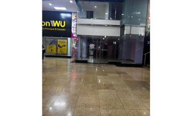 EL DORADO MALL / 130 M / PISO MEDIO / DIVISIONES / AIRE CENTRAL