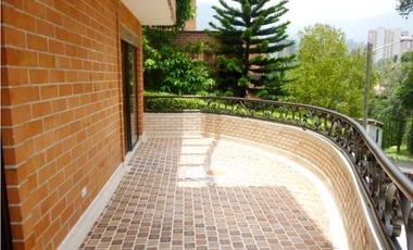 CASA PARA LA VENTA LOMA DEL ESMERALDAL