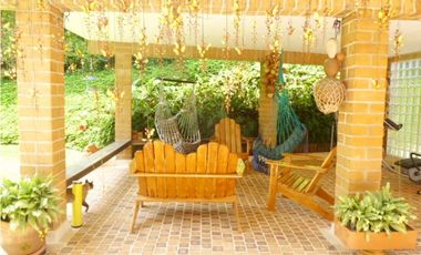 CASA PARA LA VENTA LOMA DEL ESMERALDAL