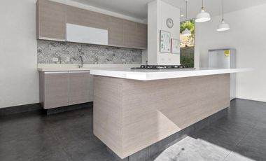 Casa en Venta - Permuta - Silvania