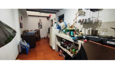 VENTA DE CASA URBANA DE 137 M2 EN 450 MILL EN LA MESA CUND