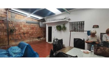 VENTA DE CASA URBANA DE 137 M2 EN 450 MILL EN LA MESA CUND