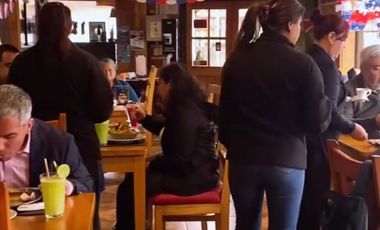 Se arrienda excelente Local Comercial