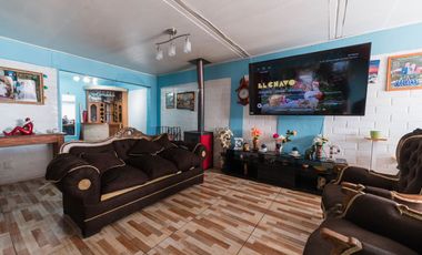 🏡 Casa en Venta – Coronel, Calle Laguna Carilauquén