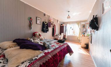 🏡 Casa en Venta – Coronel, Calle Laguna Carilauquén