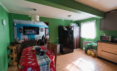 🏡 Casa en Venta – Coronel, Calle Laguna Carilauquén