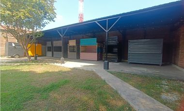 ALQUILA LOCAL FOODS PARK VILLACOLOMBIA CALI