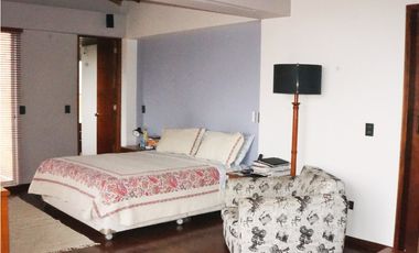 Venta casa en Alto del Escobero, Envigado 4 alcobas  Terraza y estudio
