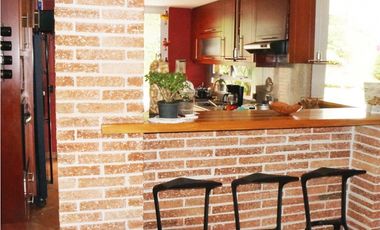 Venta casa en Alto del Escobero, Envigado 4 alcobas  Terraza y estudio