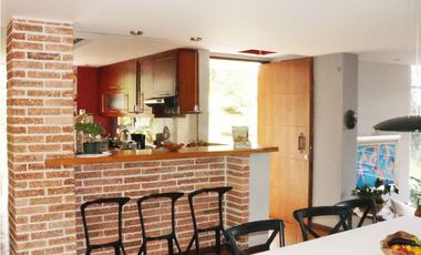 Venta casa en Alto del Escobero, Envigado 4 alcobas  Terraza y estudio