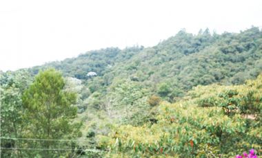 Venta casa en Alto del Escobero, Envigado 4 alcobas  Terraza y estudio