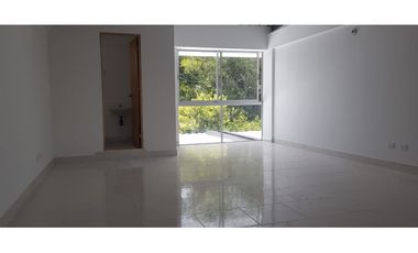 LOCAL COMERCIAL EN LLANOGRANDE