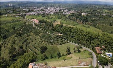 Se vende Casa Campestre, Quimbaya Quindio