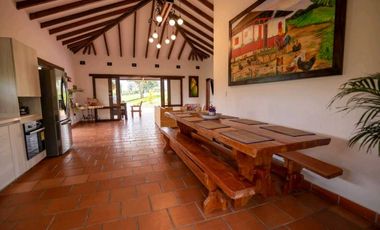 Se vende Casa Campestre, Quimbaya Quindio