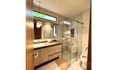 Venta Casa Campestre en el Retiro sector macedonia