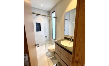 Venta Casa Campestre en el Retiro sector macedonia