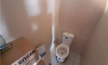 Se vende bodega grande Zona comercial Barrio Versalles Palmira Valle