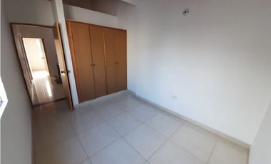 Se vende casa de dos pisos en conjunto Barrio Las Mercedes Palmira