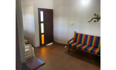 CABAÑA TOLU, EN VENTA. 120 m2. Cercana al Mar.