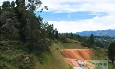 LOTE EN GUARNE UNIDAD CERRADA