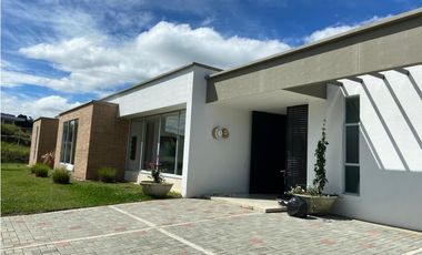 Venta Casa Campestre en Pereira sector Cerritos