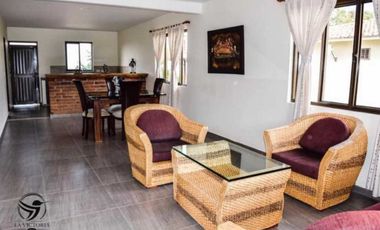 HERMOSO HOTEL EN FILANDIA VENDO