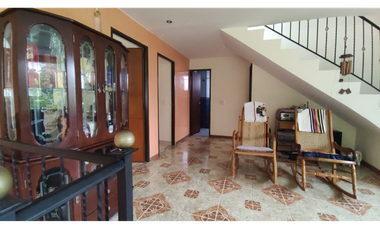 Se vende casalote de 1518 M2 en 330 mill en La Mesa Cund, COL.