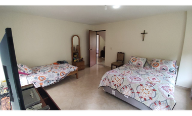 Se vende casalote de 1518 M2 en 330 mill en La Mesa Cund, COL.