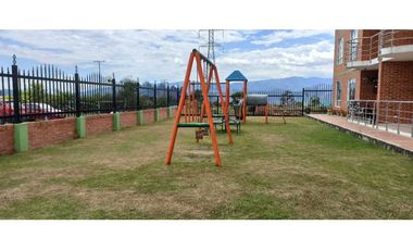 Apartamento Esquinero Cuarto Piso Con Hermosa Vista En La Mesa Cundi