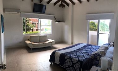 CASA EN CONDOMINIO CON VISTA AL LAGO SUR DE CALI