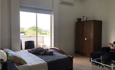 CASA EN CONDOMINIO CON VISTA AL LAGO SUR DE CALI