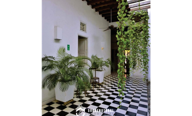 Venta de HERMOSA Casa/Hotel en el Centro Historico.