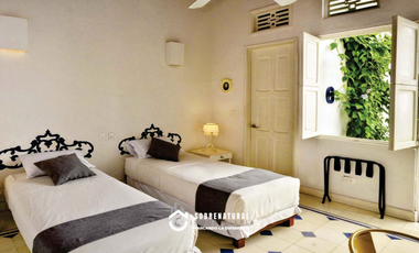 Venta de HERMOSA Casa/Hotel en el Centro Historico.