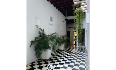 Venta de HERMOSA Casa/Hotel en el Centro Historico.