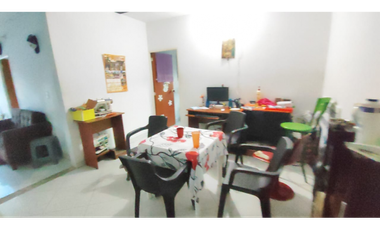 Venta de casa rentable de 142 M2 en 350 mill en La Mesa Cund, COL