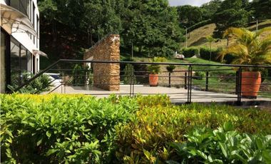 Quinta En Condominio Campestre Sobre La Vía Principal